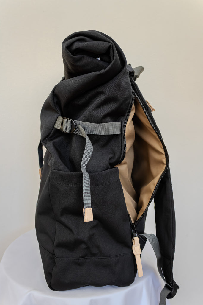 Hidden Clean Zip Hidden Zip Compartments – Tilted Compass