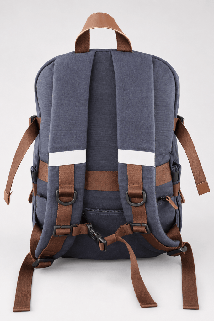 Secure Backpack with Combination Lock & Bluetooth Tracking  display picture 3